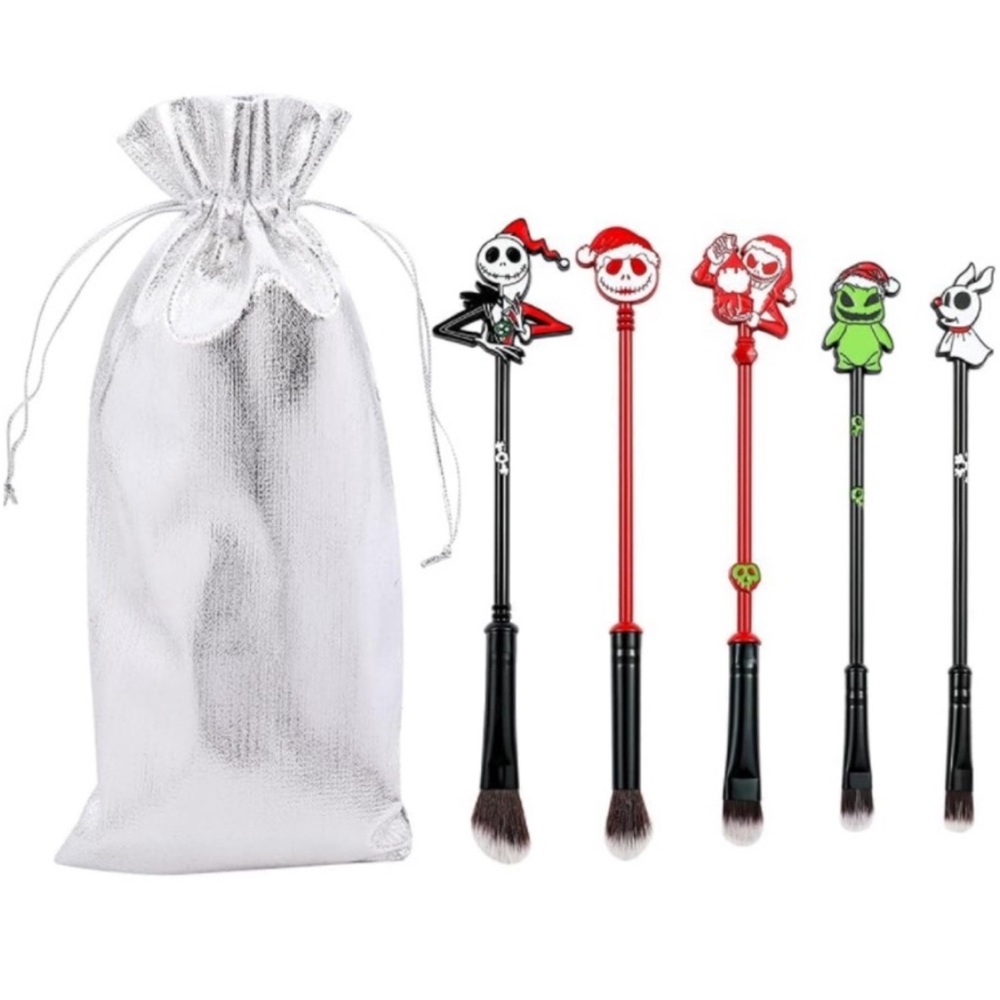 Set of 5 The Nightmare Before Christmas Metal Makeup Brushes with Pouch